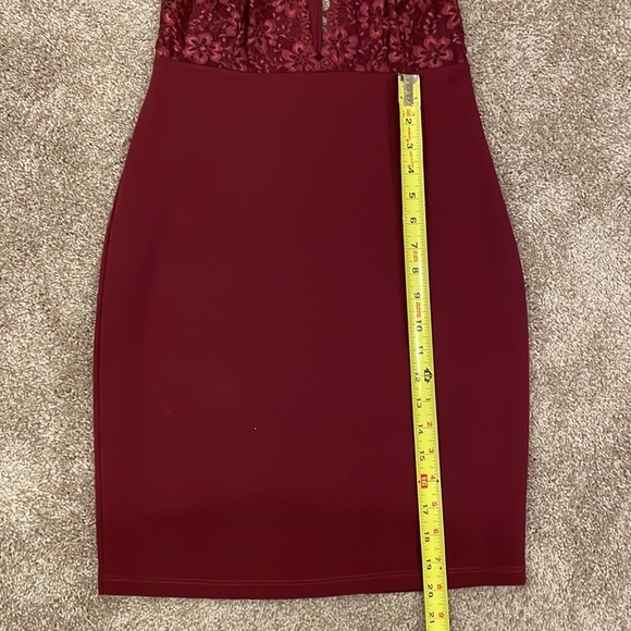 Lulu’s Burgundy Open Back Dress - Picture 7 of 9
